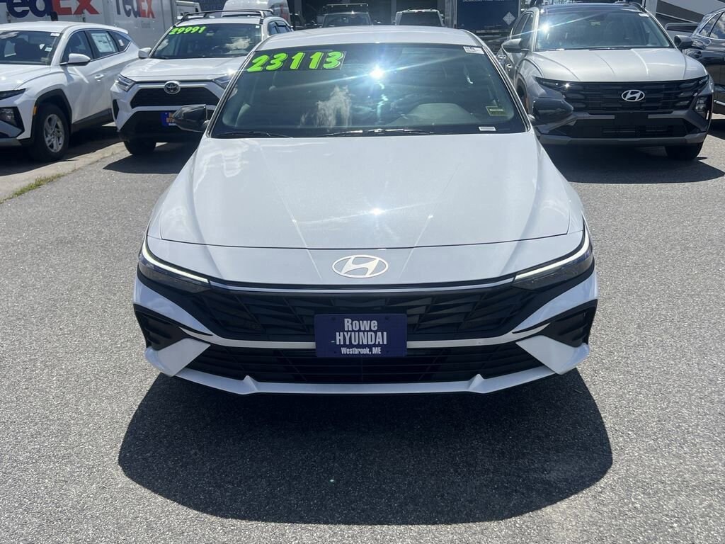 Used 2025 Hyundai Elantra SEL Sport Sedan