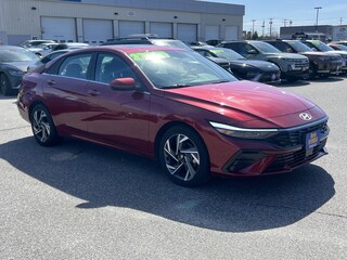 2025 Hyundai Elantra SEL Convenience Sedan