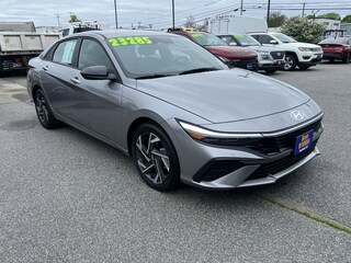 2025 Hyundai Elantra SEL Sport Sedan