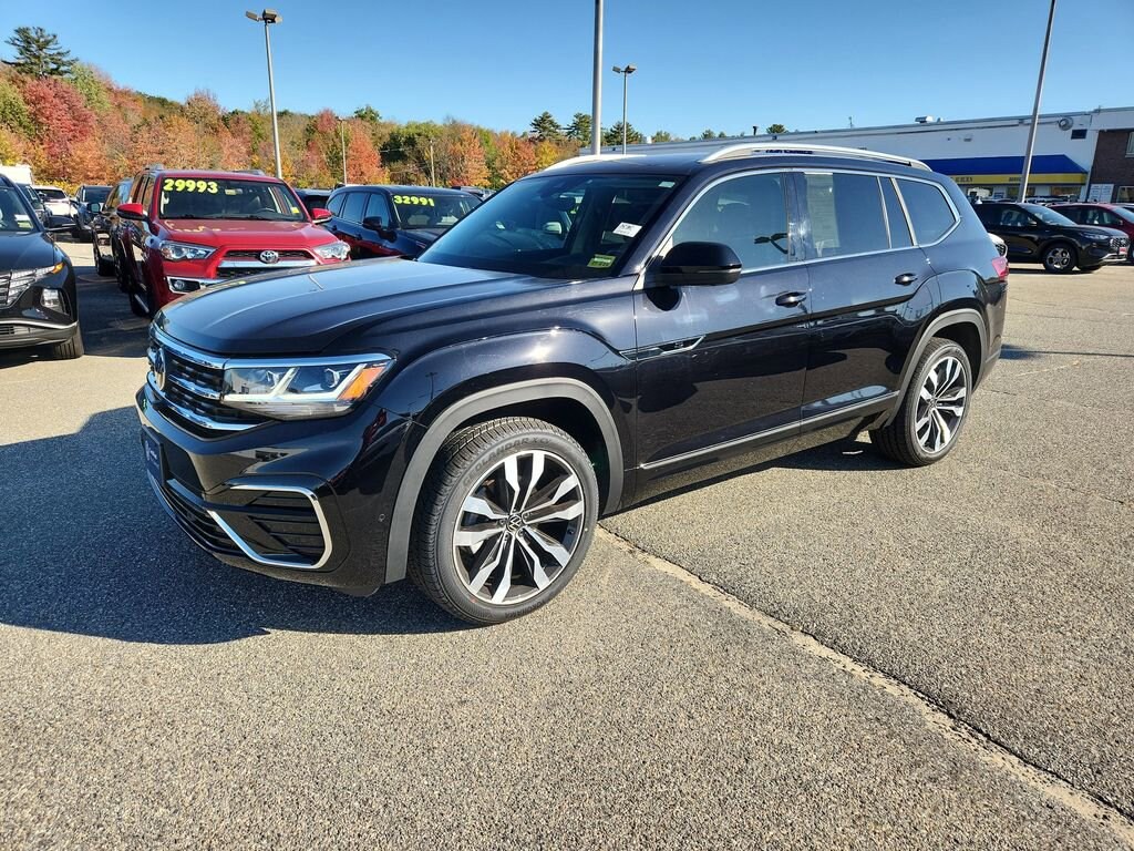 Certified 2023 Volkswagen Atlas 3.6L V6 SEL Premium R-Line SUV