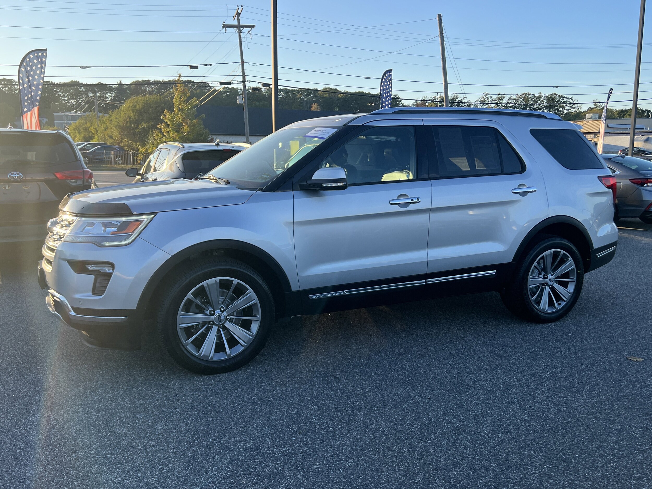 2018 Ford Explorer Limited photo 2