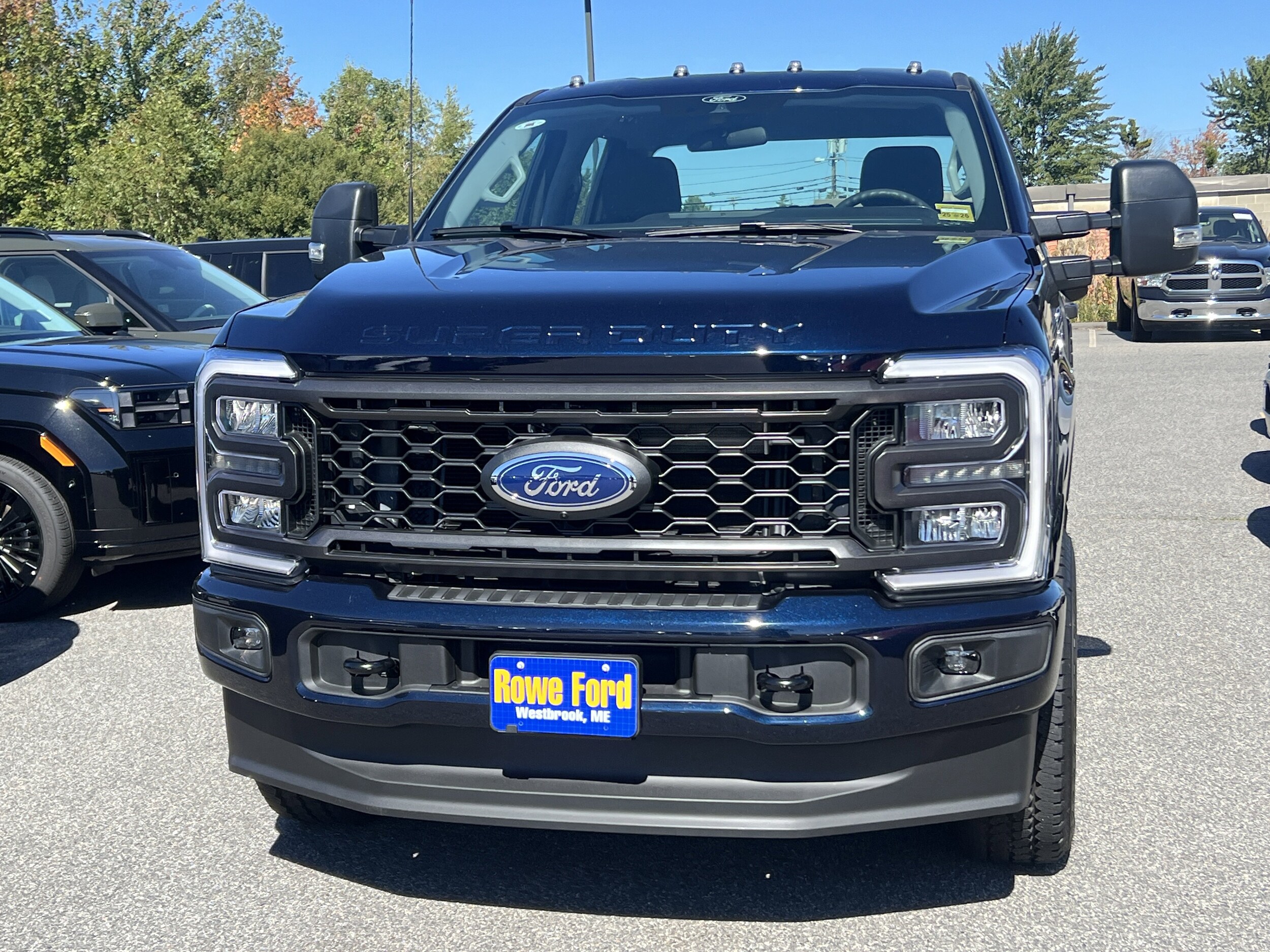 2025 Ford F-250 photo 2