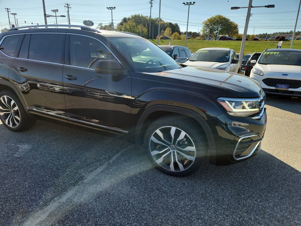 Certified 2023 Volkswagen Atlas 3.6L V6 SEL Premium R-Line SUV