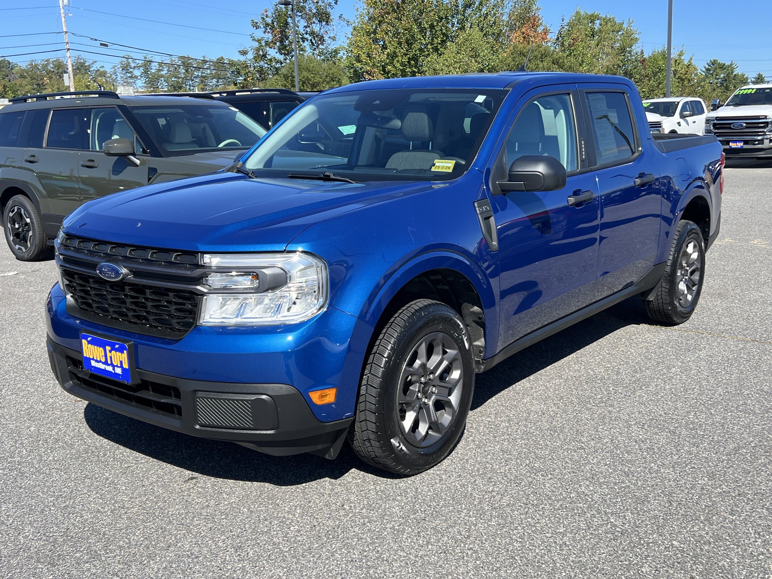 2023 Ford Maverick XLT photo 3