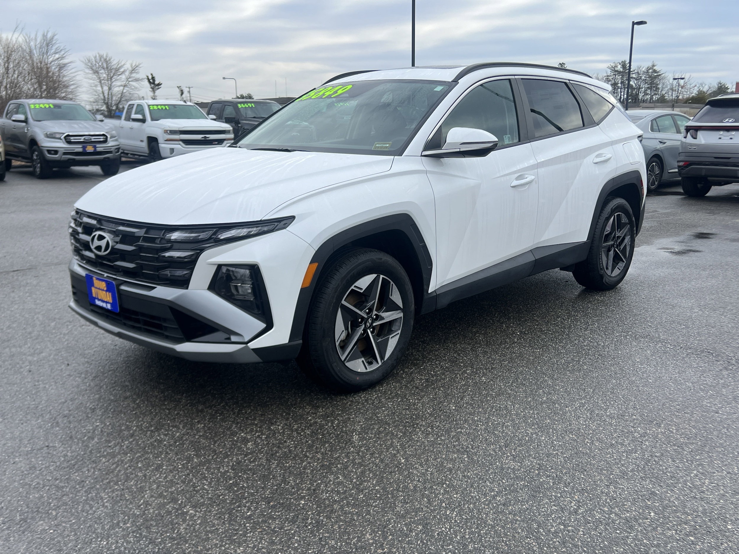 2025 Hyundai Tucson SEL Convenience photo 3