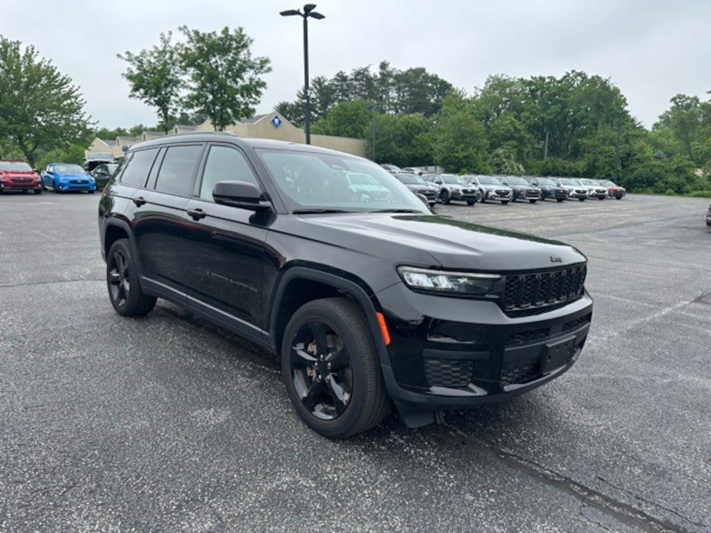 Used 2021 Jeep Grand Cherokee L Laredo SUV