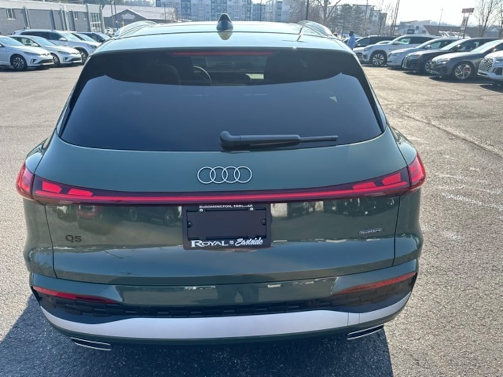 New 2025 Audi Q5 2.0T Prestige SUV
