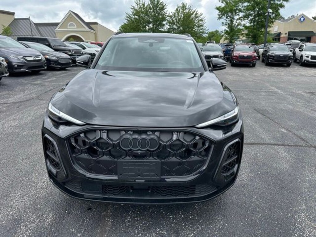 New 2026 Audi Q5 2.0T Prestige SUV