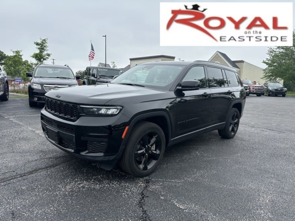 Used 2021 Jeep Grand Cherokee L Laredo SUV