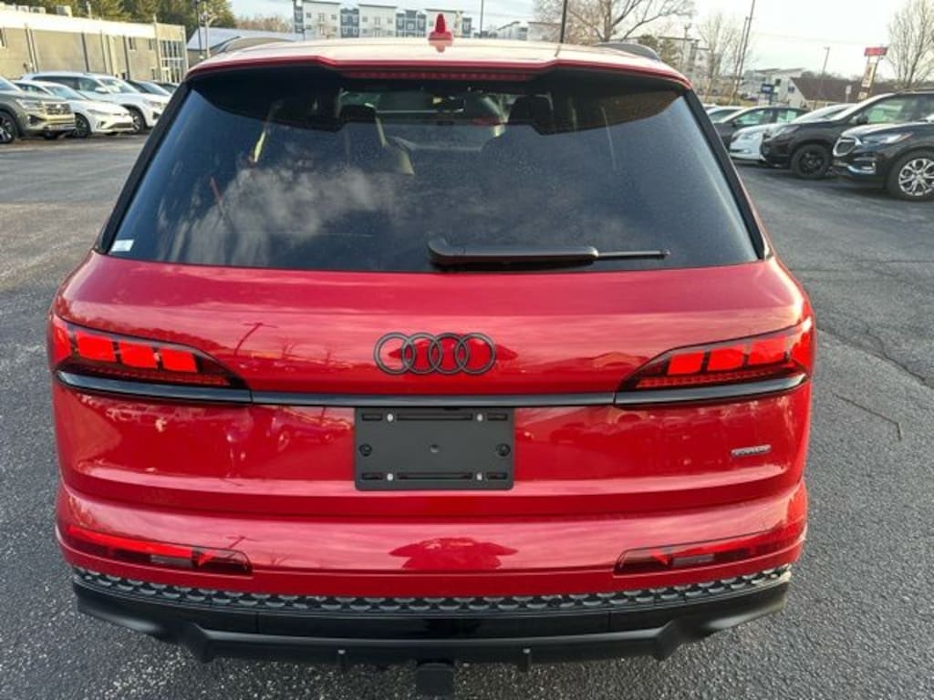New 2026 Audi Q7 55 Prestige SUV