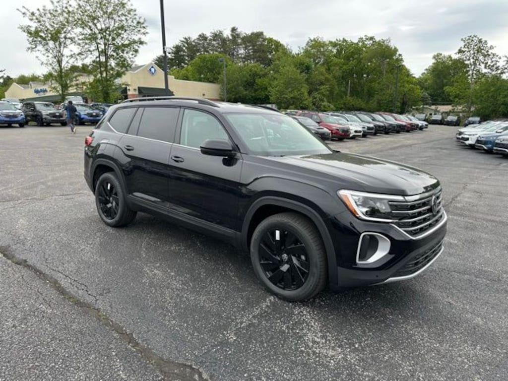 New 2026 Volkswagen Atlas 2.0T SE w/Technology SUV