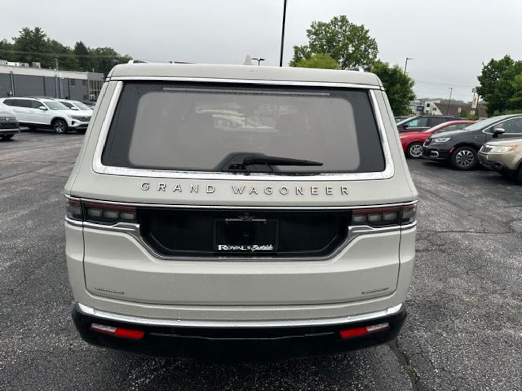 Used 2025 Jeep Grand Cherokee Laredo X SUV