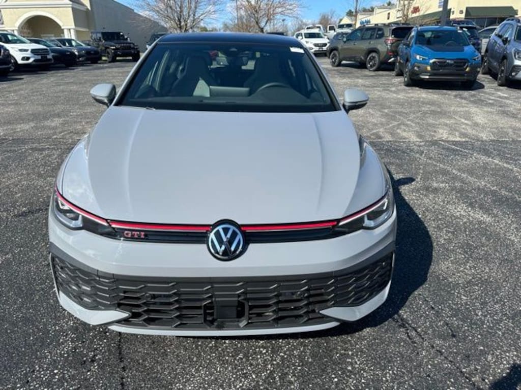New 2025 Volkswagen Golf GTI 2.0T SE Hatchback