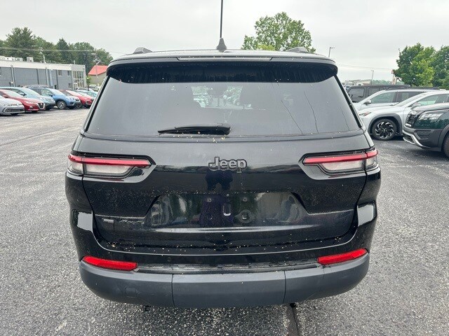 2021 Jeep Grand Cherokee Altitude photo 4