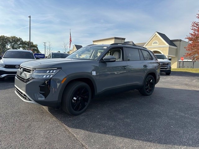 2027 Volkswagen Atlas SE w/Technology SUV