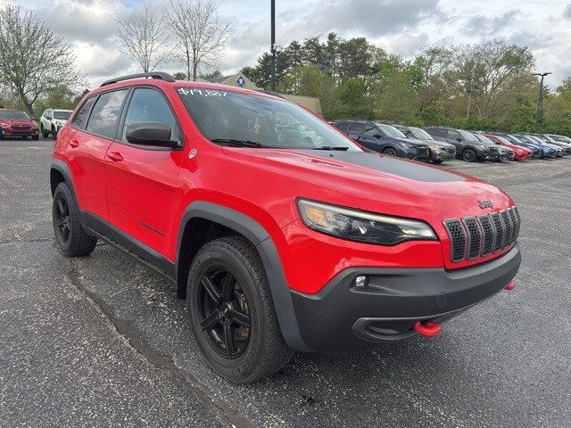 2019 Jeep Cherokee Trailhawk photo 3