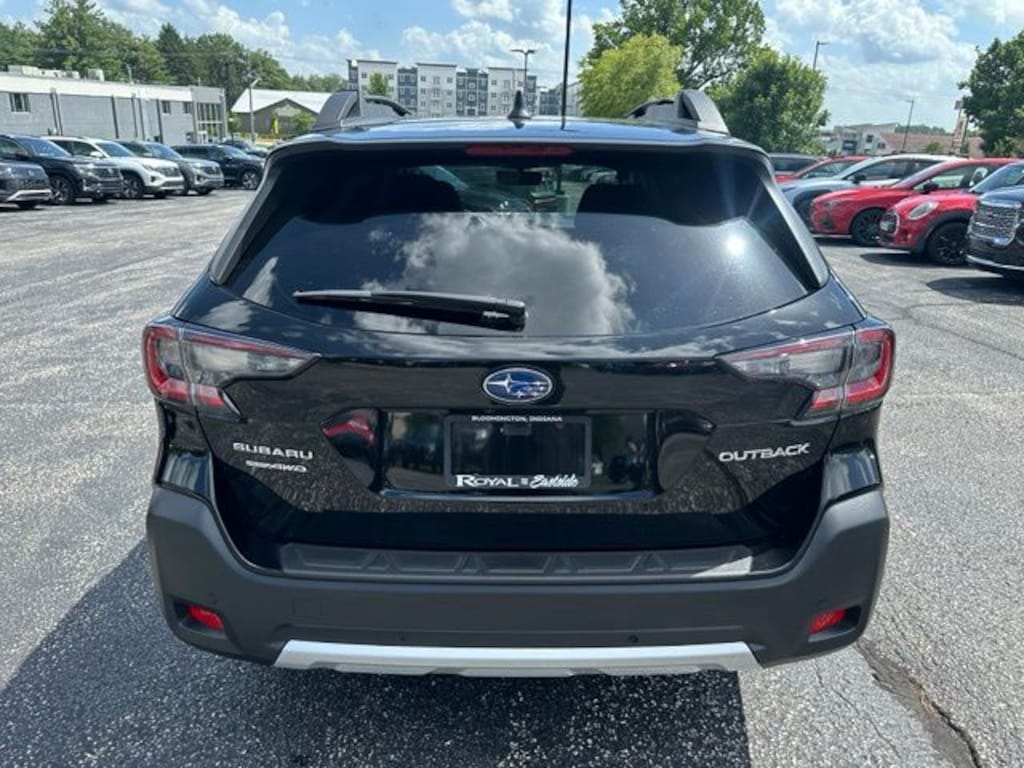 Used 2024 Subaru Outback Limited SUV