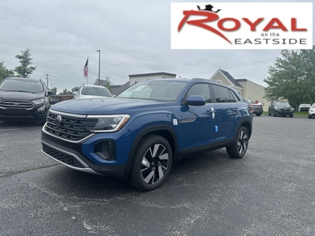 New 2025 Volkswagen Atlas Cross Sport 2.0T SE w/Technology SUV