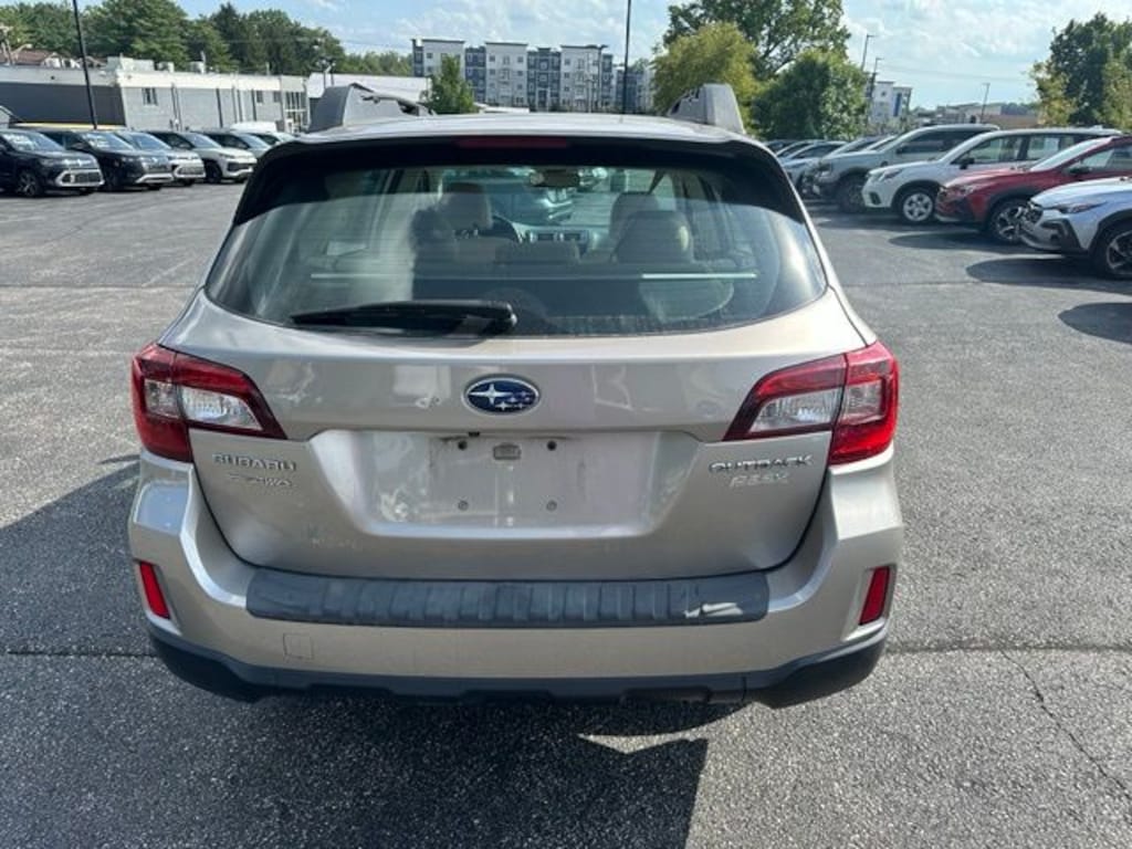 Used 2017 Subaru Outback 2.5i SUV