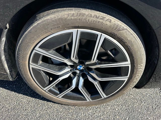 2024 BMW 7 Series 740i - Photo 25