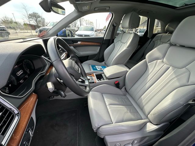 2022 Audi Q5 Premium Plus - Photo 8