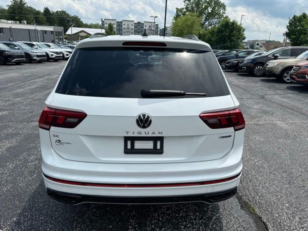 Used 2024 Volkswagen Tiguan 2.0T SE R-Line Black SUV