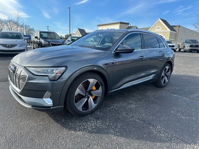 2019 Audi e-tron SUV 