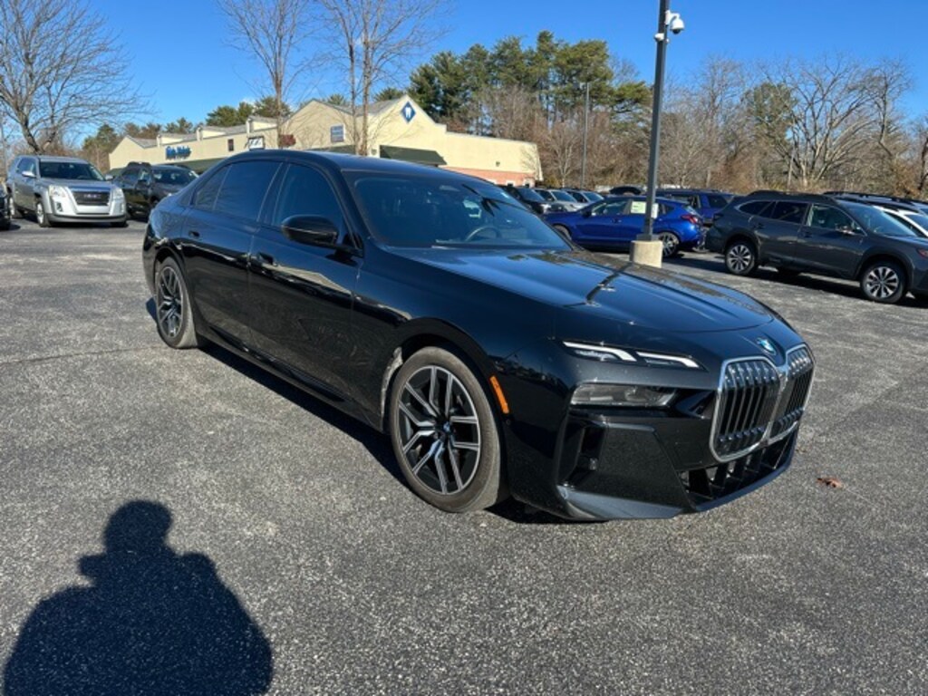 Used 2024 BMW 7 Series 740i Sedan