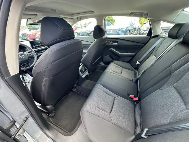 2025 Honda Accord SE - Photo 18