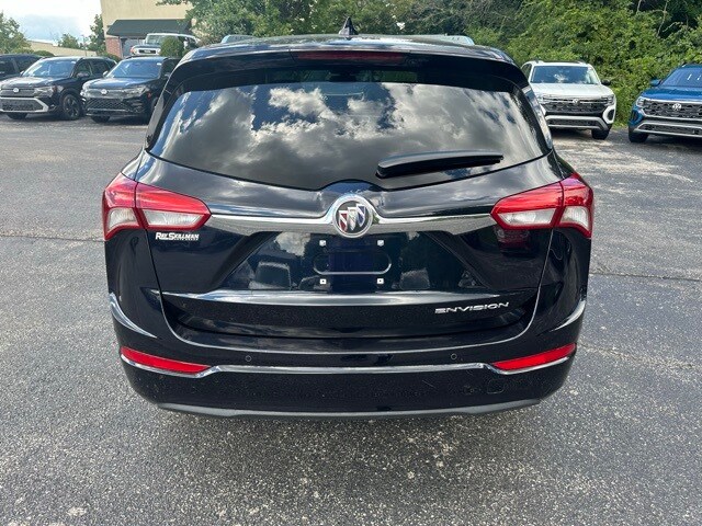 2020 Buick Envision Essence photo 3