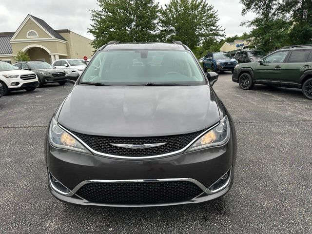 Used 2017 Chrysler Pacifica Touring-L with VIN 2C4RC1BG6HR539237 for sale in Bloomington, IN