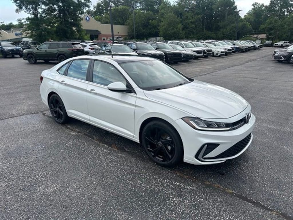 New 2026 Volkswagen Jetta 1.5T SE Sedan