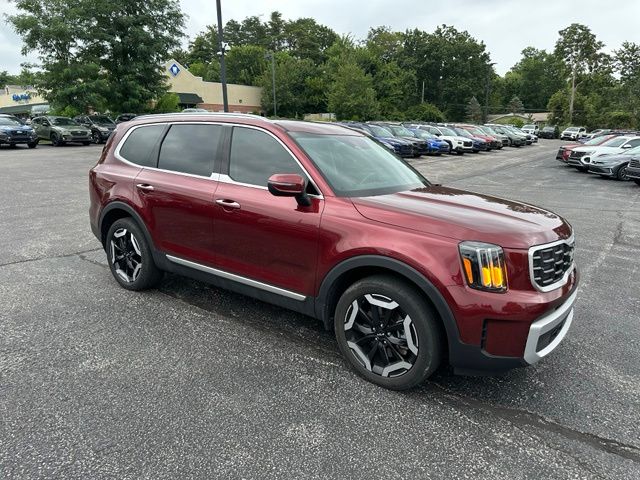 2024 Kia Telluride S - Photo 3