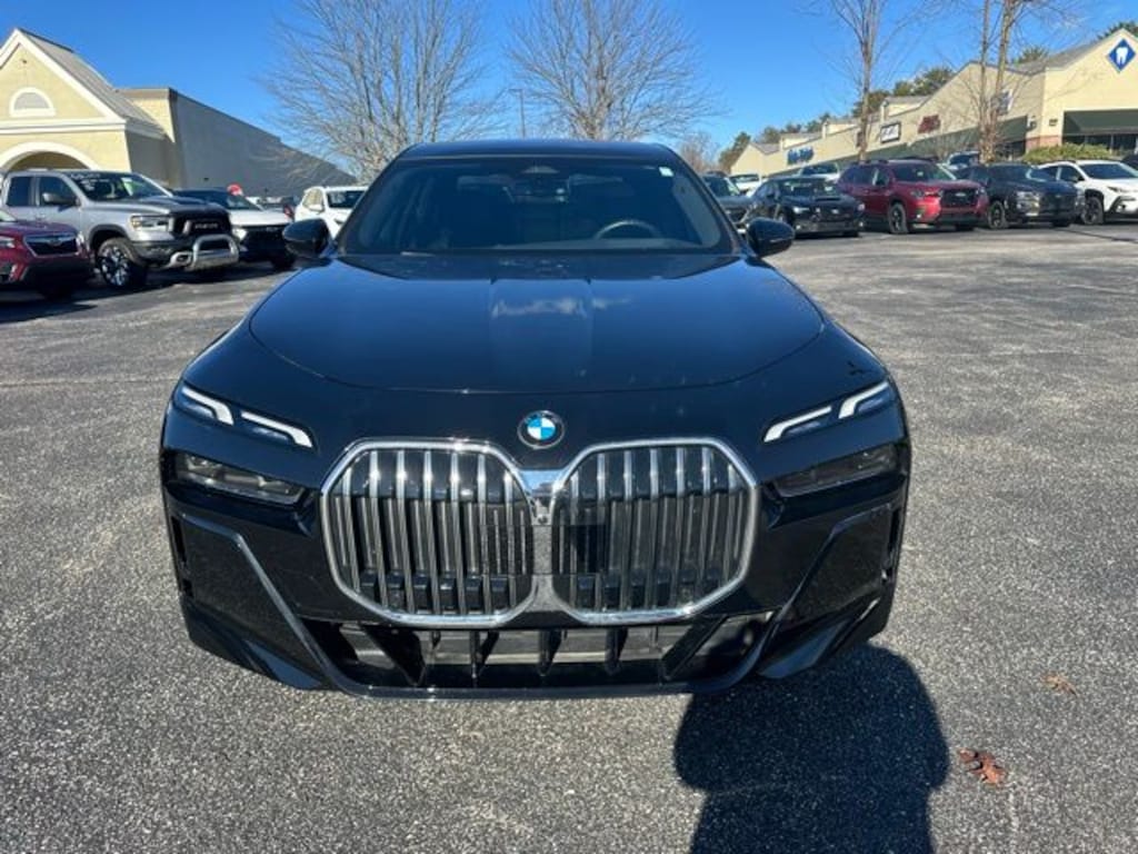 Used 2024 BMW 7 Series 740i Sedan