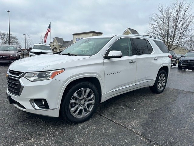 2021 Chevrolet Traverse Premier's photo