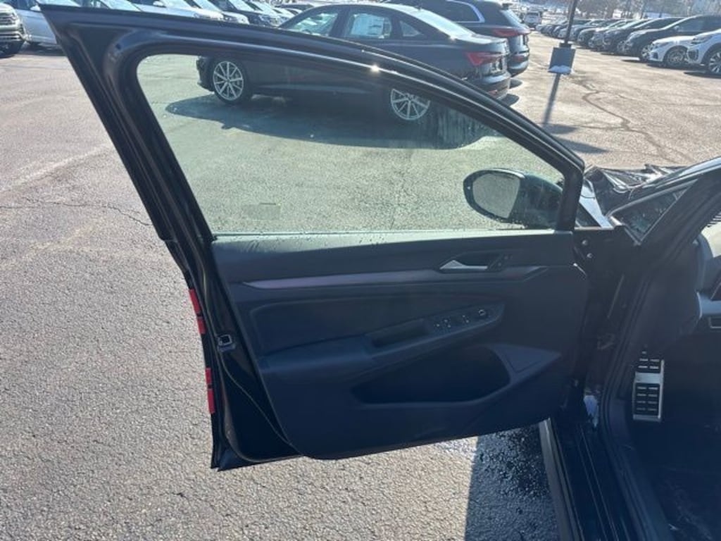 New 2026 Volkswagen Golf GTI SE Hatchback