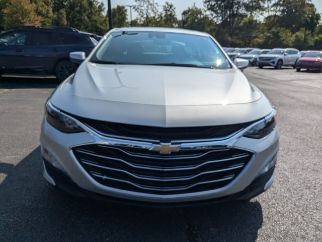 Used 2021 Chevrolet Malibu 1LT with VIN 1G1ZD5ST2MF087475 for sale in Bloomington, IN