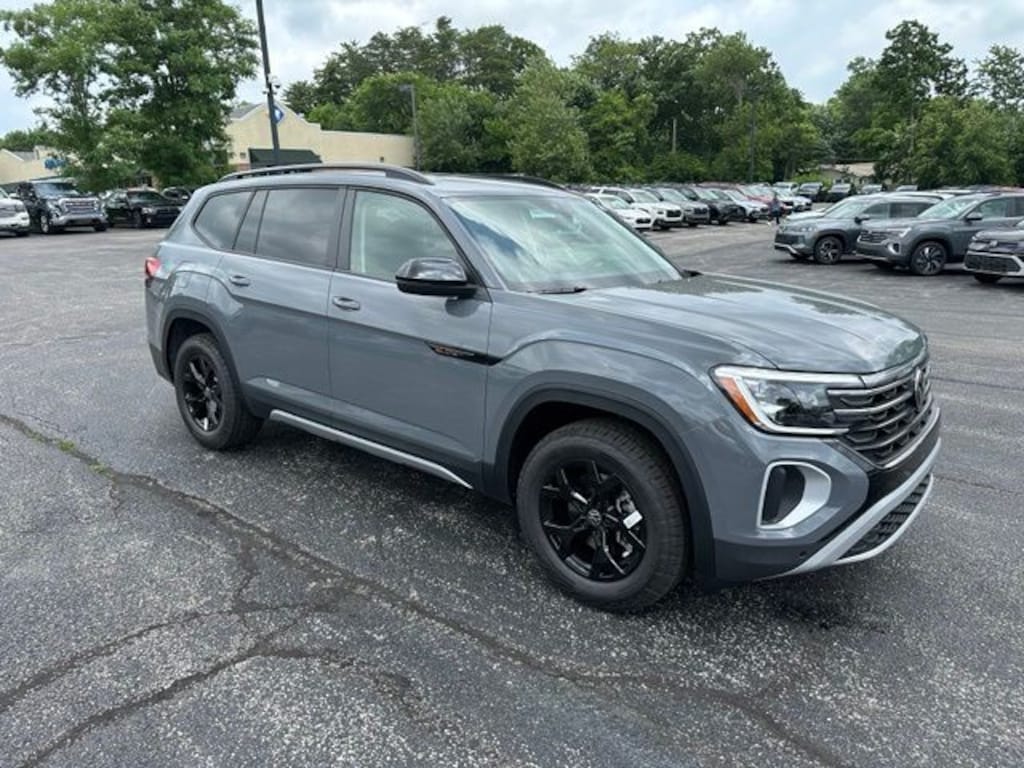 New 2026 Volkswagen Atlas 2.0T Peak Edition SUV