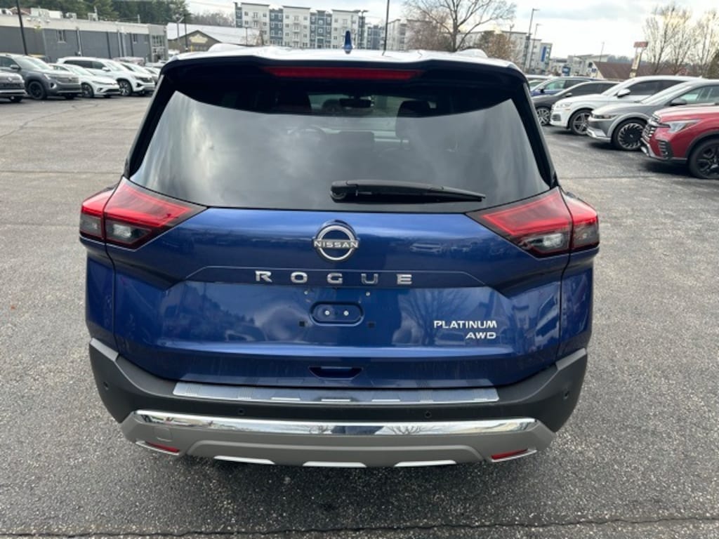 Used 2023 Nissan Rogue Platinum SUV