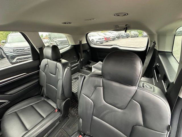 2024 Kia Telluride S - Photo 20