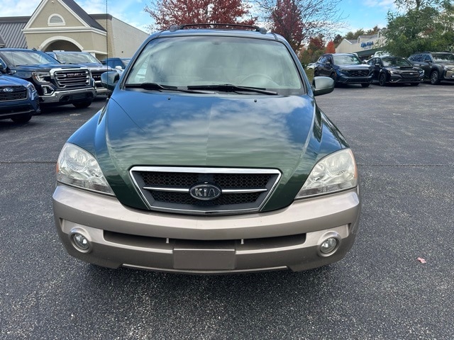 Used 2003 Kia Sorento EX with VIN KNDJC733035117286 for sale in Bloomington, IN