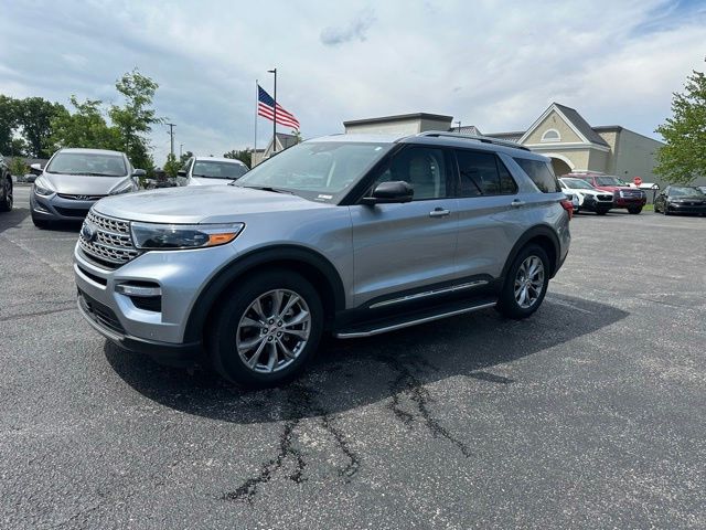 2022 Ford Explorer Limited 4WD's photo