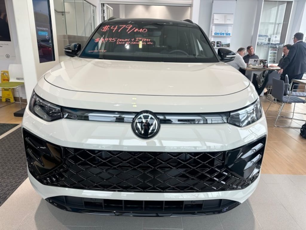New 2026 Volkswagen Tiguan 2.0T SE R-Line Black SUV
