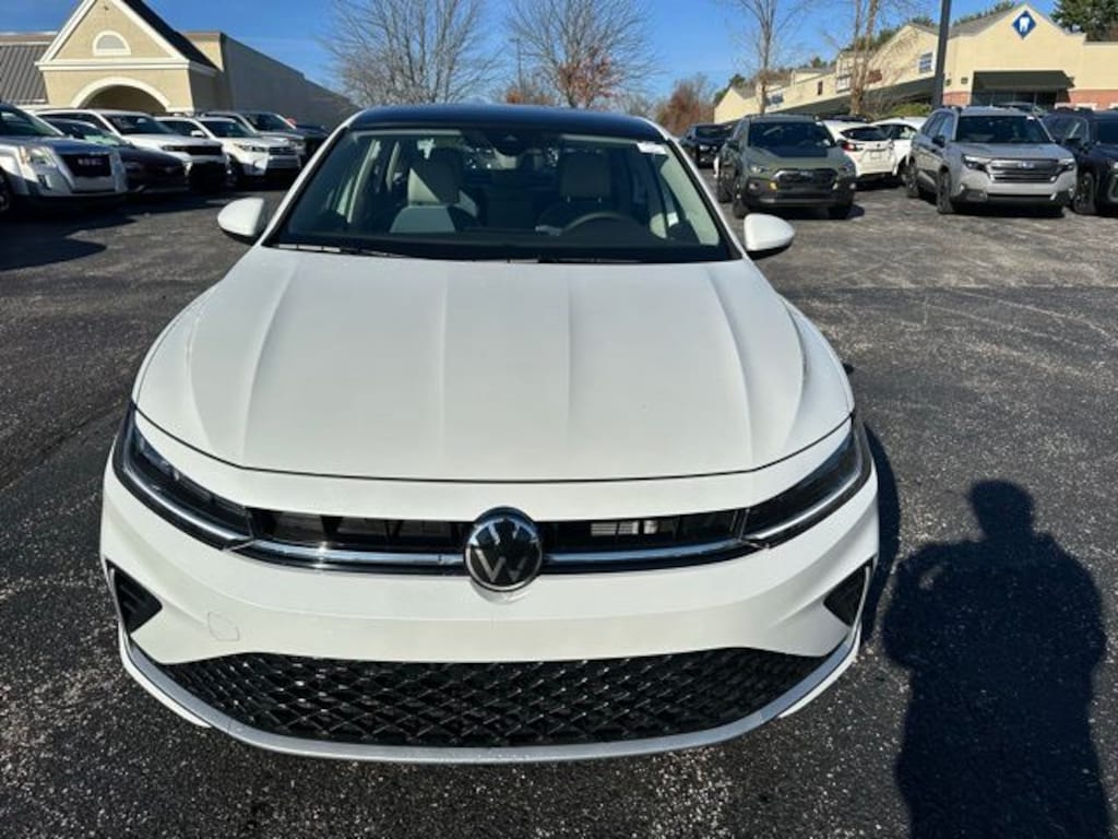 New 2026 Volkswagen Jetta 1.5T SE Sedan