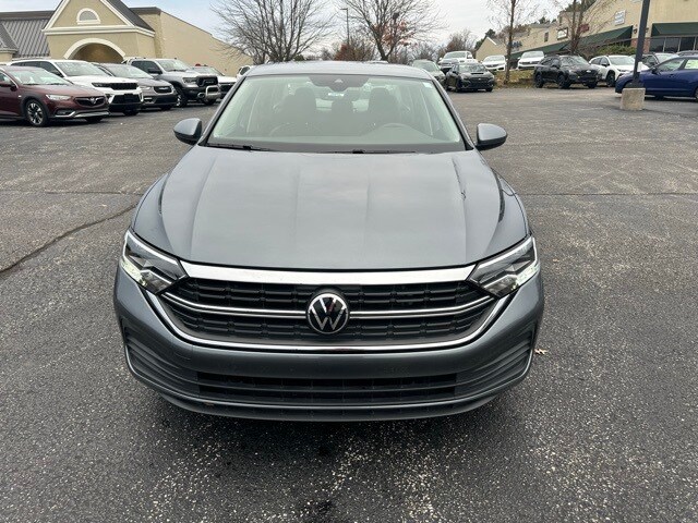 2023 Volkswagen Jetta 1.5T SE photo 2