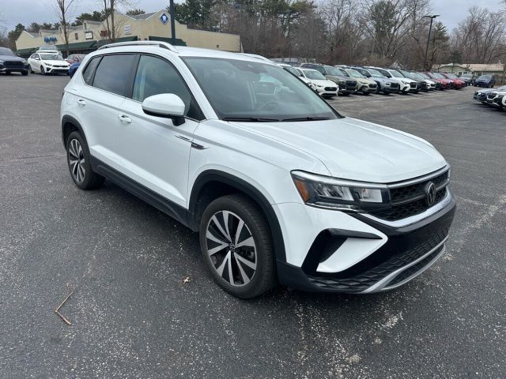 Used 2023 Volkswagen Taos 1.5T SE SUV