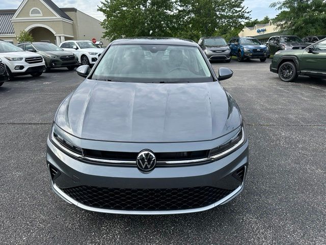 3VW7X7BU5SM105794