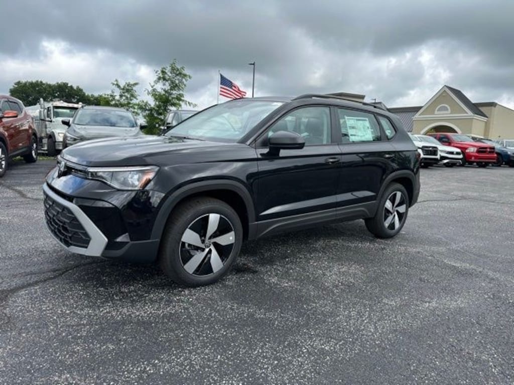 New 2026 Volkswagen Taos 1.5T S SUV