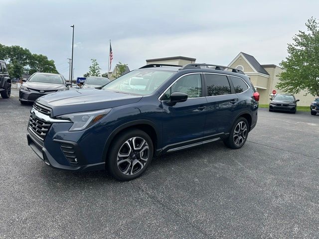 2025 Subaru Ascent Limited 7 Passenger's photo
