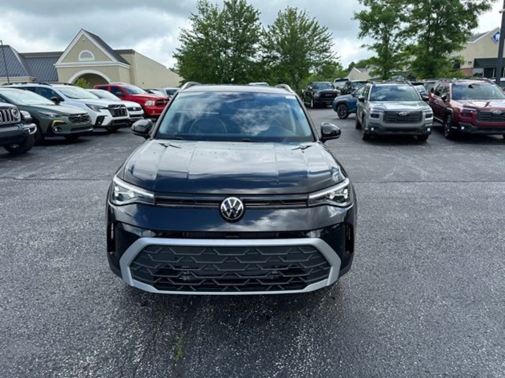 New 2026 Volkswagen Taos 1.5T SE SUV